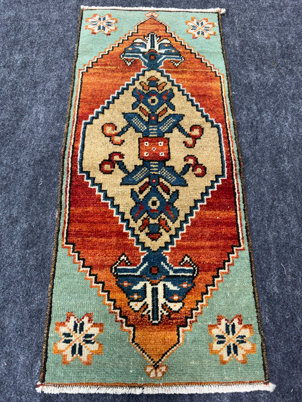 Turkish Yastik Rug 1'3" x 2'10" #24038
