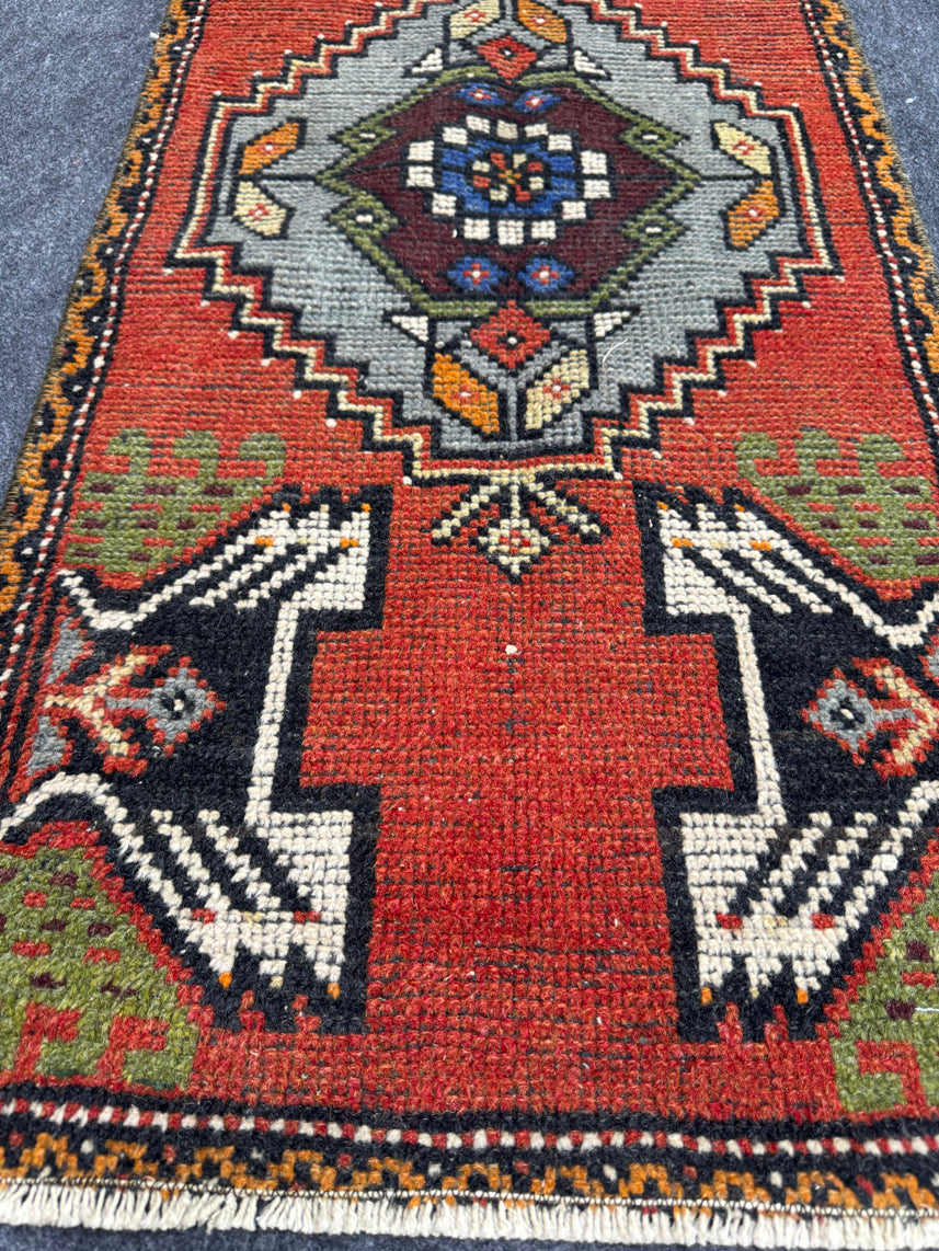 Turkish Yastik Rug 1'8" x 3'6" #24026
