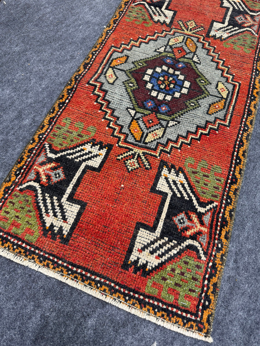 Turkish Yastik Rug 1'8" x 3'6" #24026