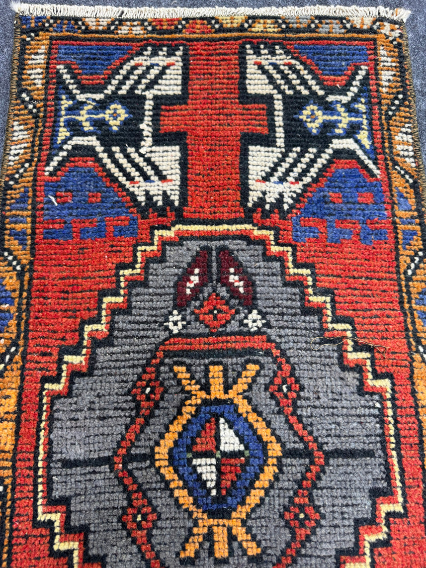 Turkish Yastik Rug 1'5" x 3'3" #24027