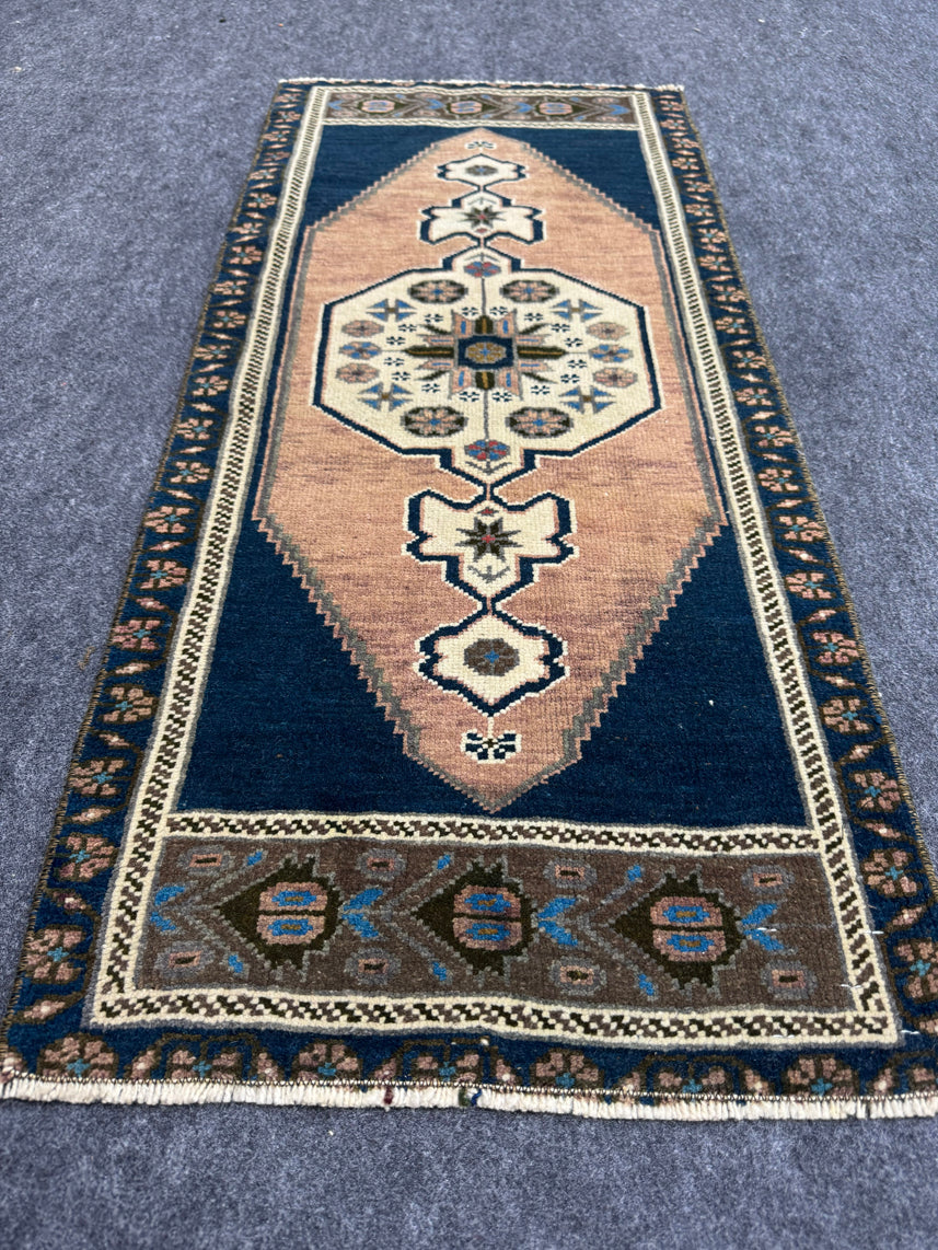 Turkish Yastik Rug 1'6" x 3'5" #24028