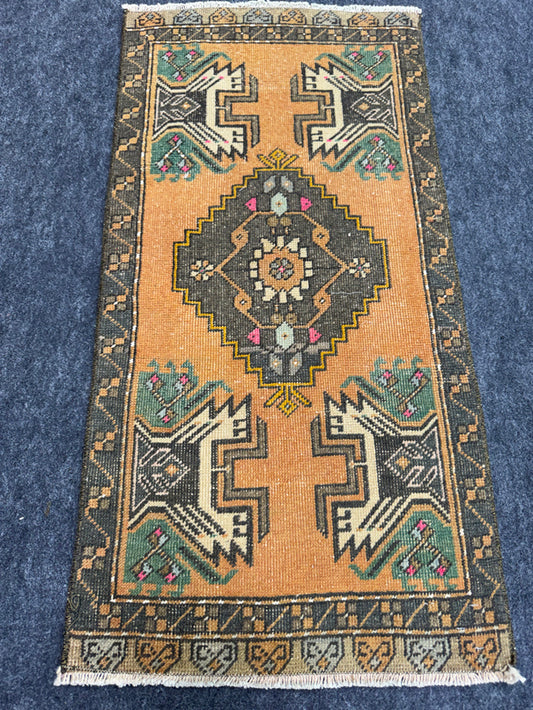 Turkish Yastik Rug 1'8" x 3'4" #24029