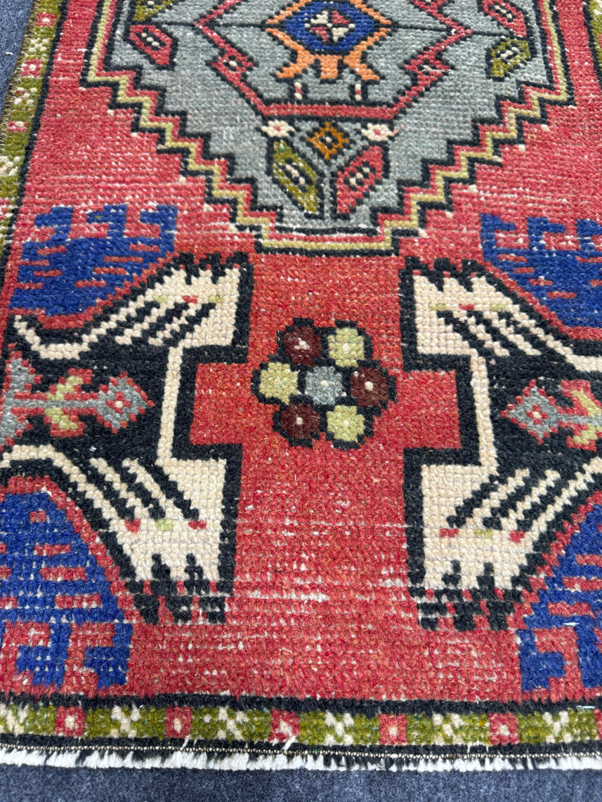 Turkish Yastik Rug 1'8" x 3'3" #24030