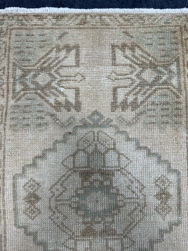 Turkish Yastik Rug 1'6" x 2'11" #24023