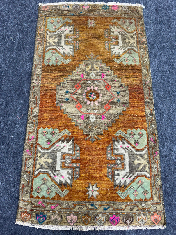 Turkish Yastik Rug 1'7" x 2'11" #24024
