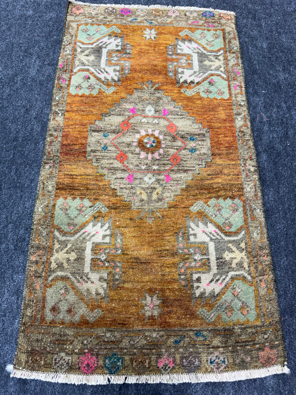 Turkish Yastik Rug 1'7" x 2'11" #24024