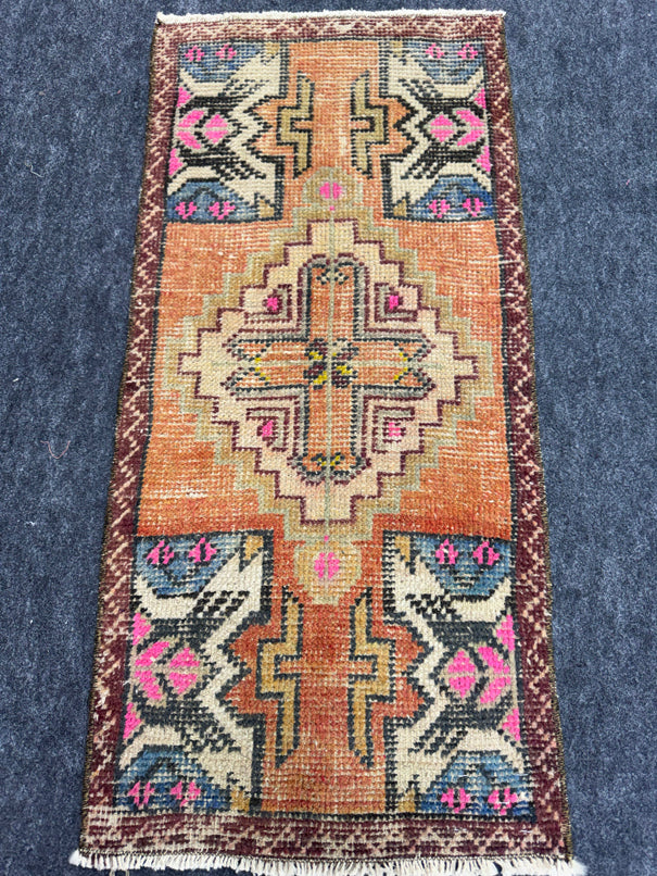 Turkish Yastik Rug 1'6" x 3'1" #24025