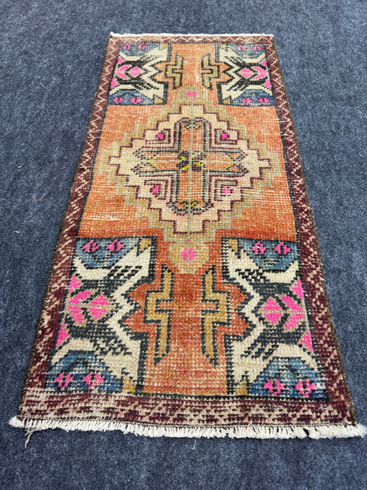 Turkish Yastik Rug 1'6" x 3'1" #24025