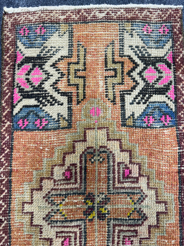 Turkish Yastik Rug 1'6" x 3'1" #24025
