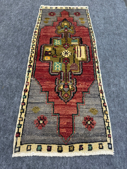 Turkish Yastik Rug 1'6" x 3'10" #24002