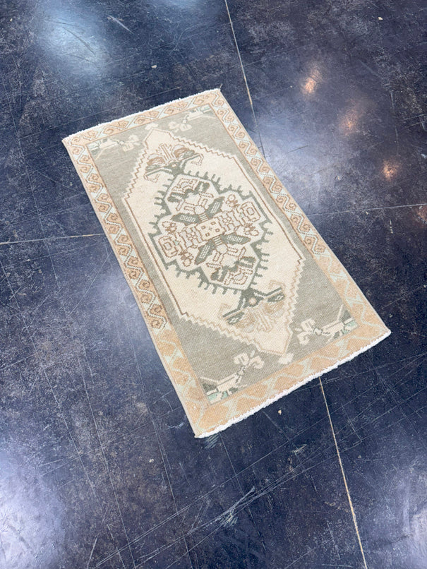 Turkish Mini Rug Oriental Hand Knotted Vintage Rug 1'6" x 3' #17751