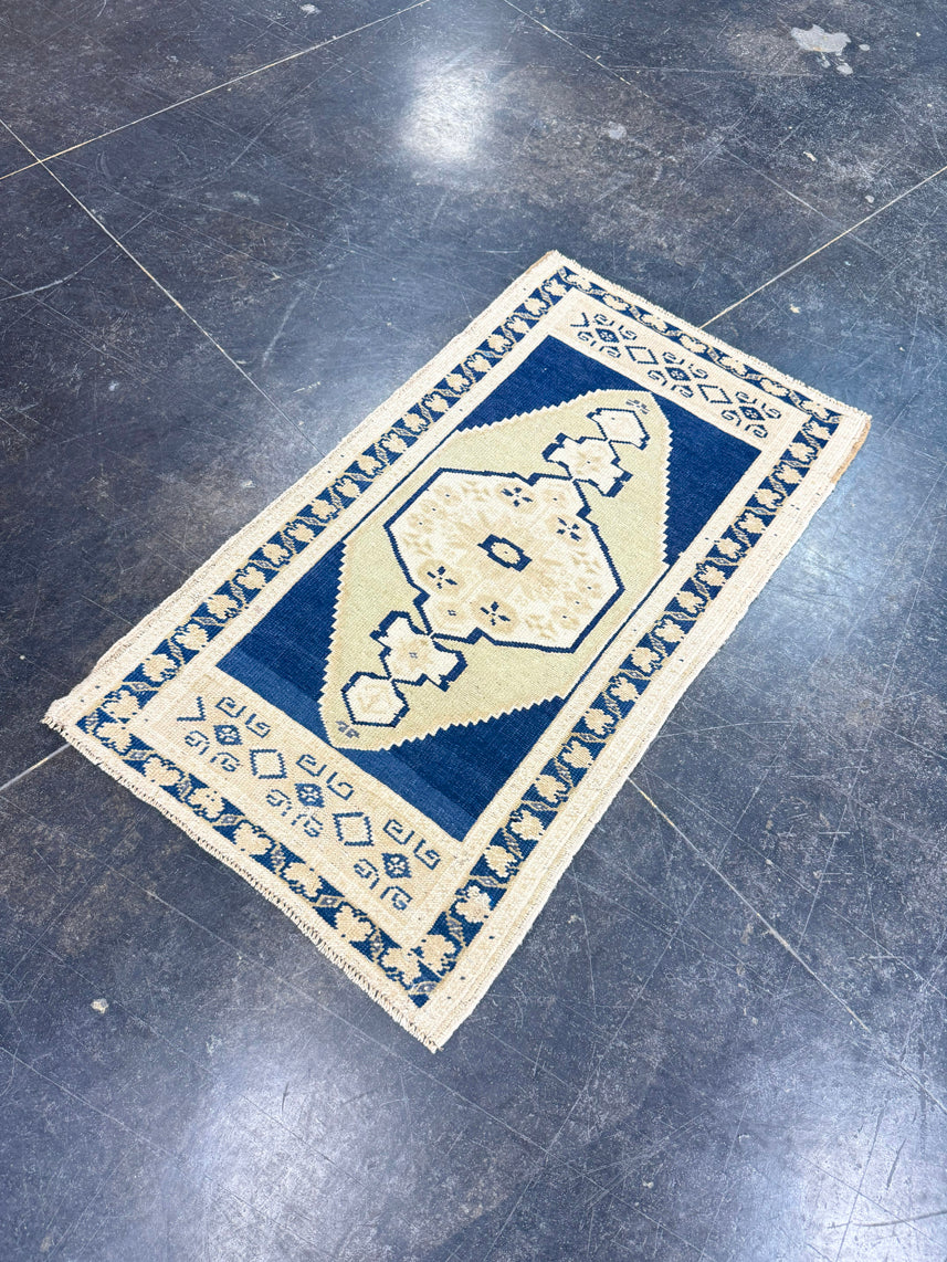 Turkish Mini Rug Oriental Hand Knotted Vintage Rug 1'10" x 3'2" #17725