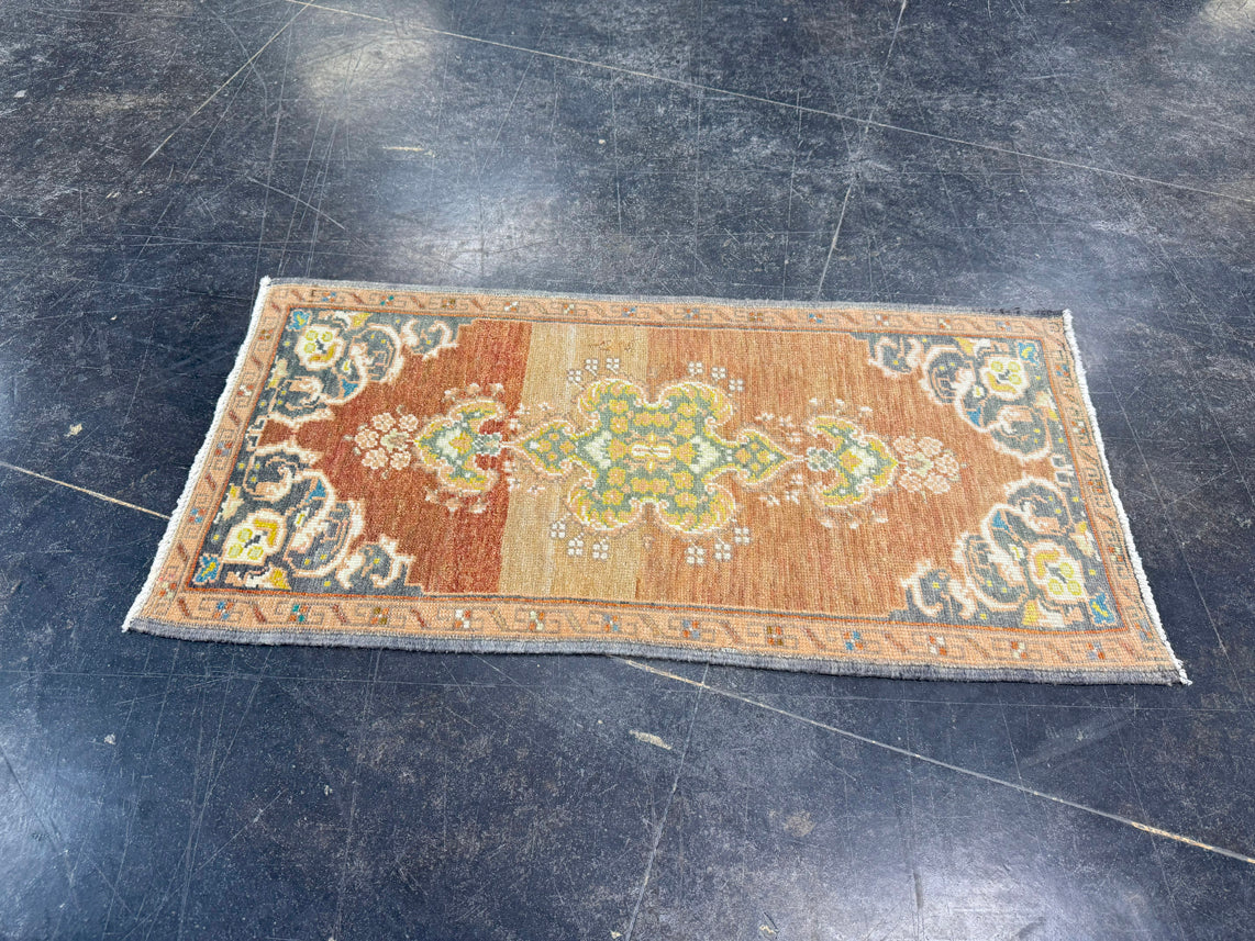 Turkish Mini Rug Oriental Hand Knotted Vintage Rug 1'7" x 3'2" #17492