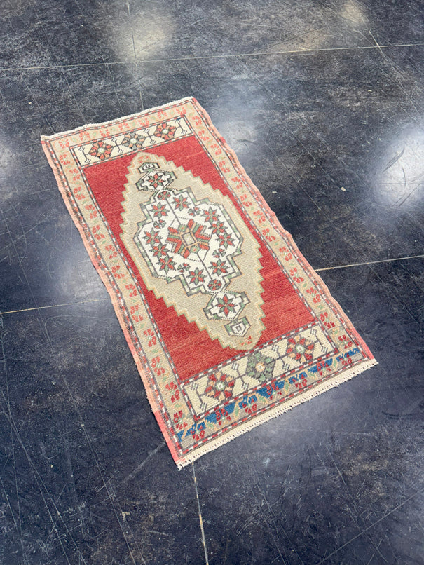 Turkish Mini Rug Oriental Hand Knotted Vintage Rug 1'8" x 3'3" #17084