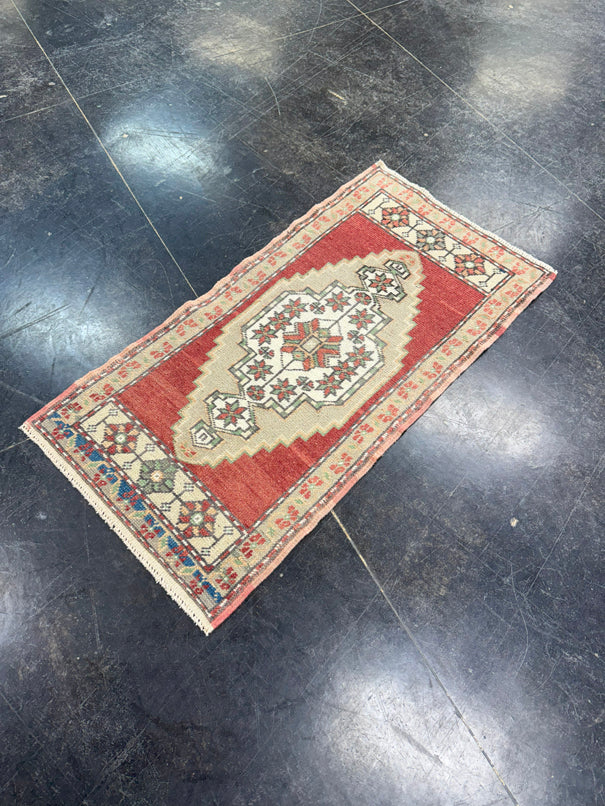 Turkish Mini Rug Oriental Hand Knotted Vintage Rug 1'8" x 3'3" #17084