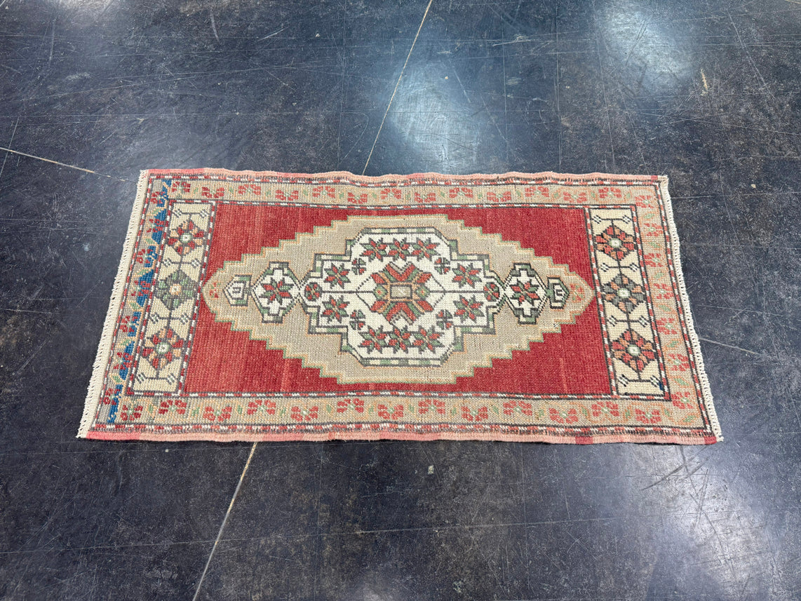 Turkish Mini Rug Oriental Hand Knotted Vintage Rug 1'8" x 3'3" #17084