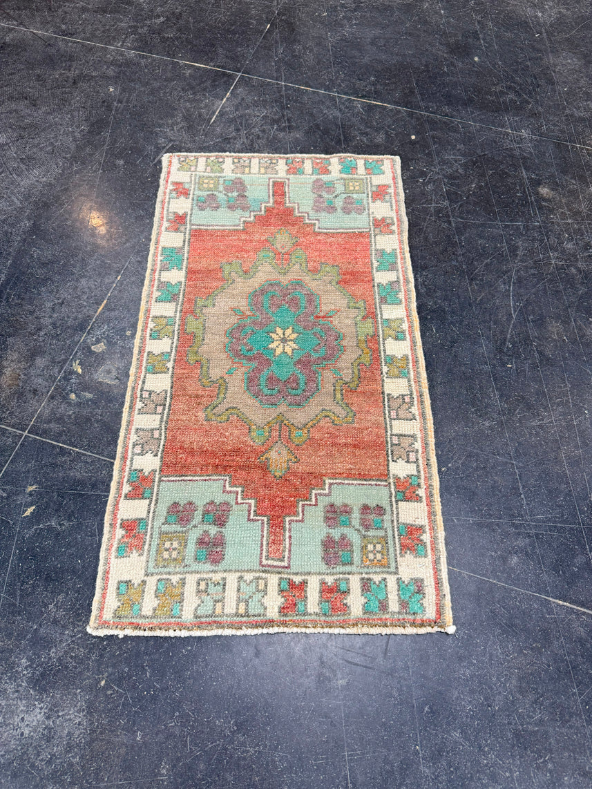 Turkish Mini Rug Oriental Hand Knotted Vintage Rug 1'7" x 2'11" #17891