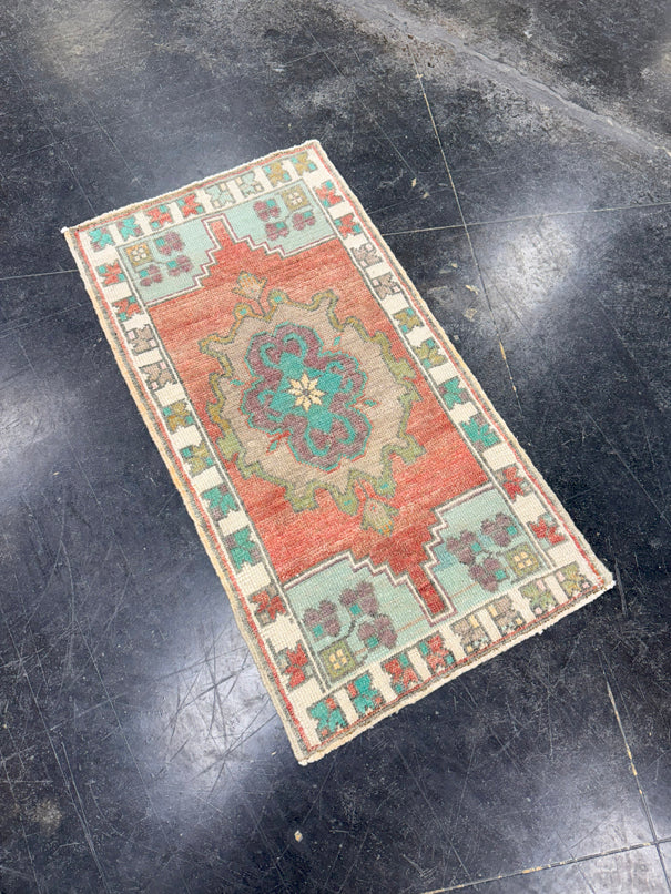 Turkish Mini Rug Oriental Hand Knotted Vintage Rug 1'7" x 2'11" #17891