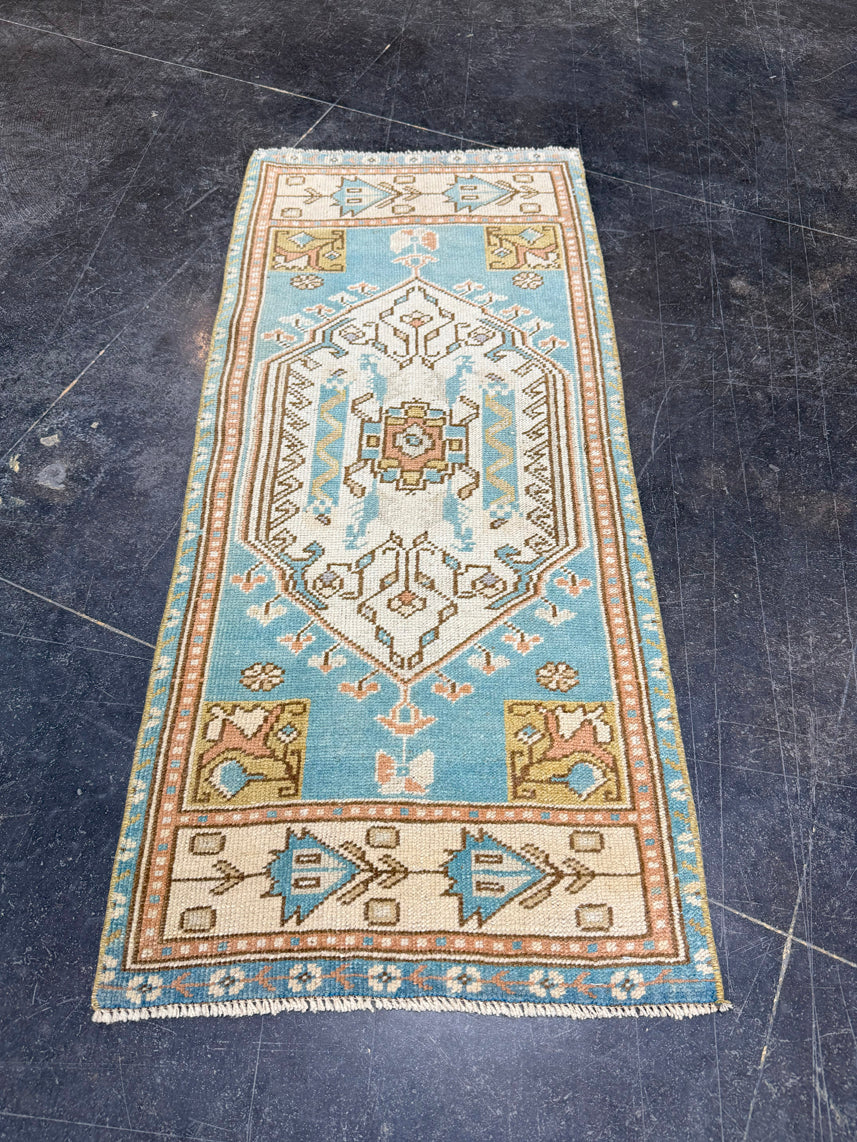 Turkish Mini Rug Oriental Hand Knotted Vintage Rug 1'7" x 3'8" #17904