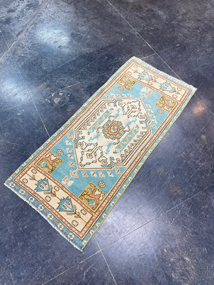 Turkish Mini Rug Oriental Hand Knotted Vintage Rug 1'7" x 3'8" #17904