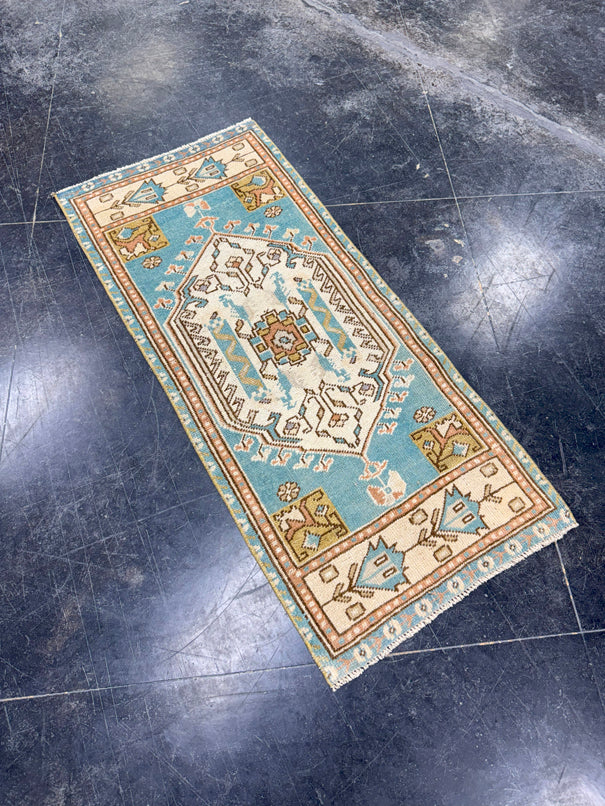 Turkish Mini Rug Oriental Hand Knotted Vintage Rug 1'7" x 3'8" #17904