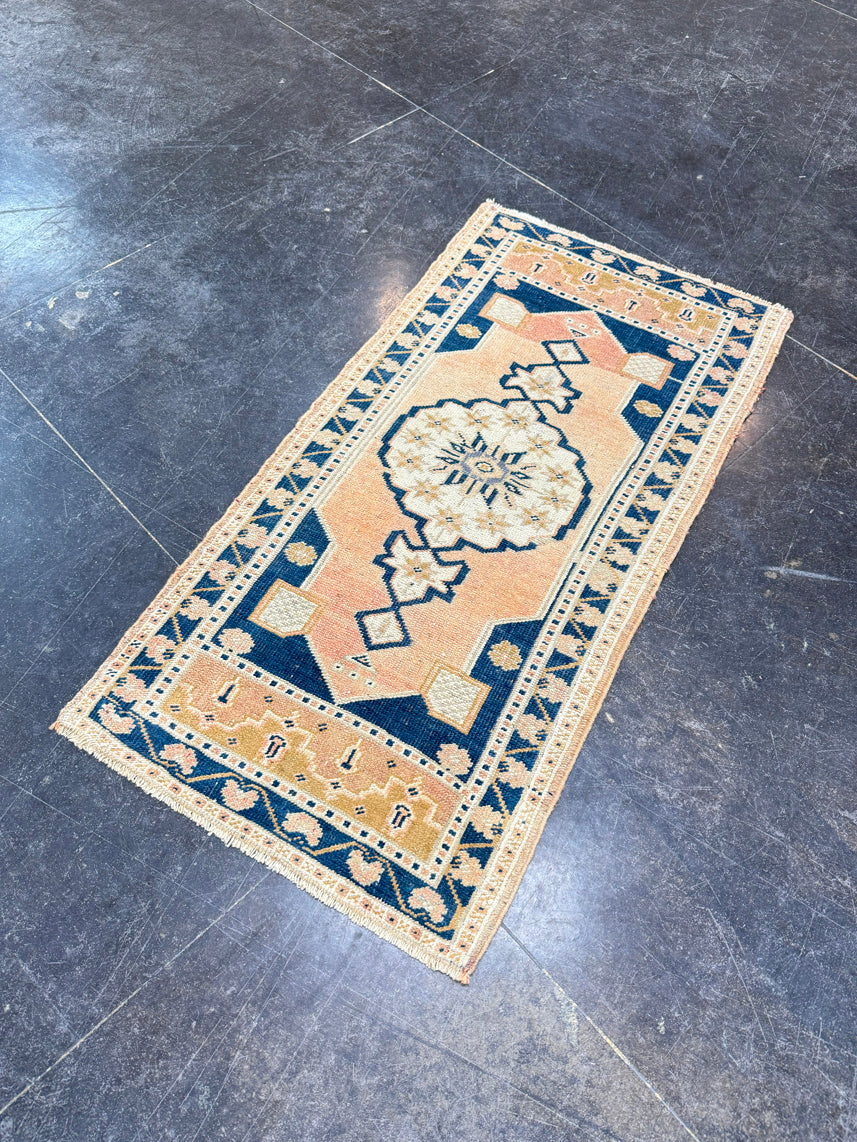 Turkish Mini Rug Oriental Hand Knotted Vintage Rug 1'9" x 3'6" #17465