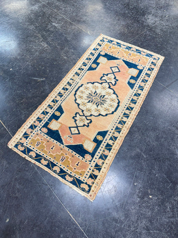 Turkish Mini Rug Oriental Hand Knotted Vintage Rug 1'9" x 3'6" #17465