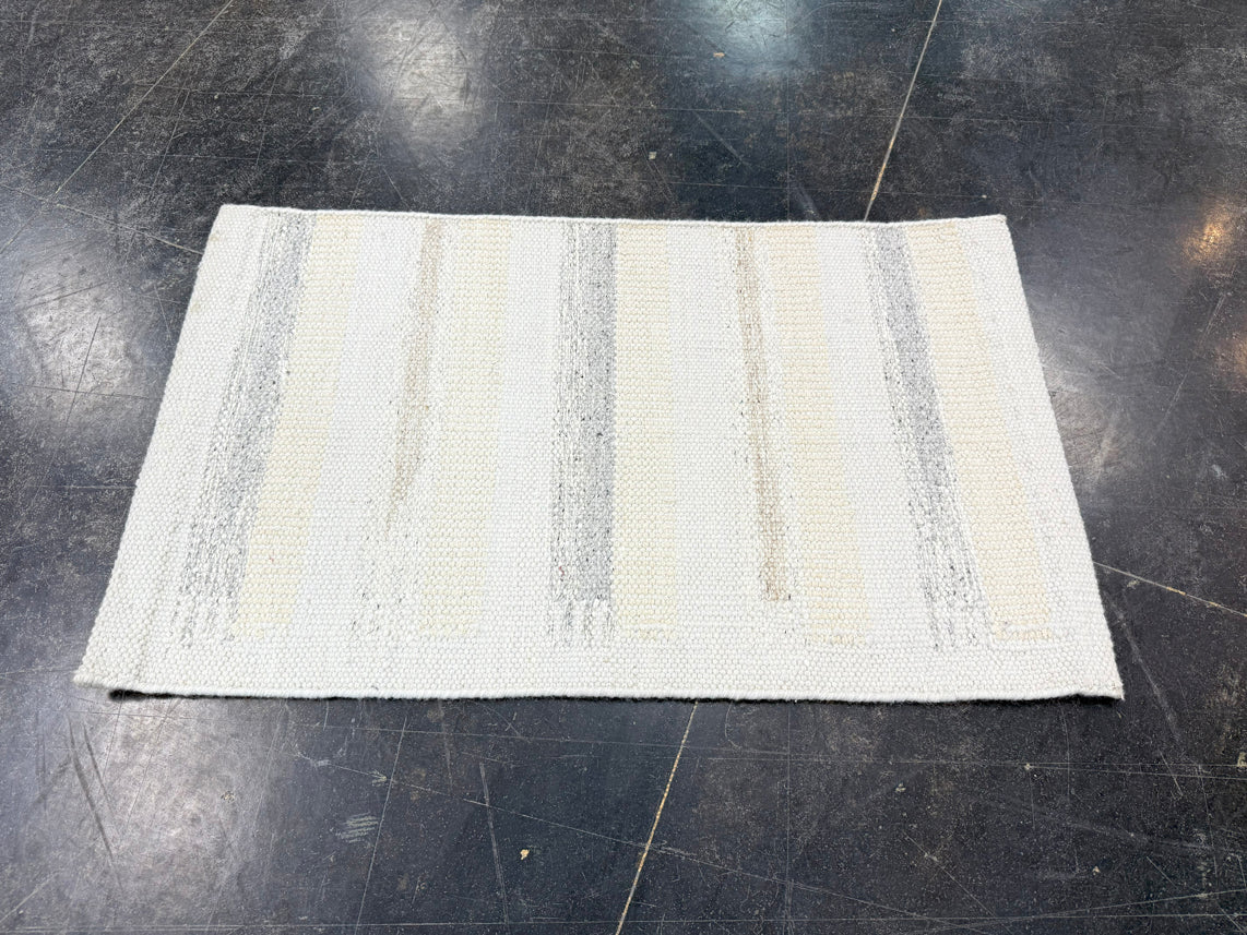 Kilim Oriental Handmade Flatweave 1'10" x 3' #17025