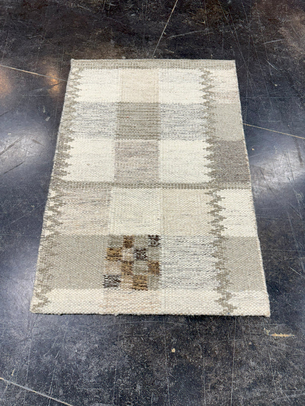 Kilim Oriental Handmade Flatweave 2' x 2'11" #17024