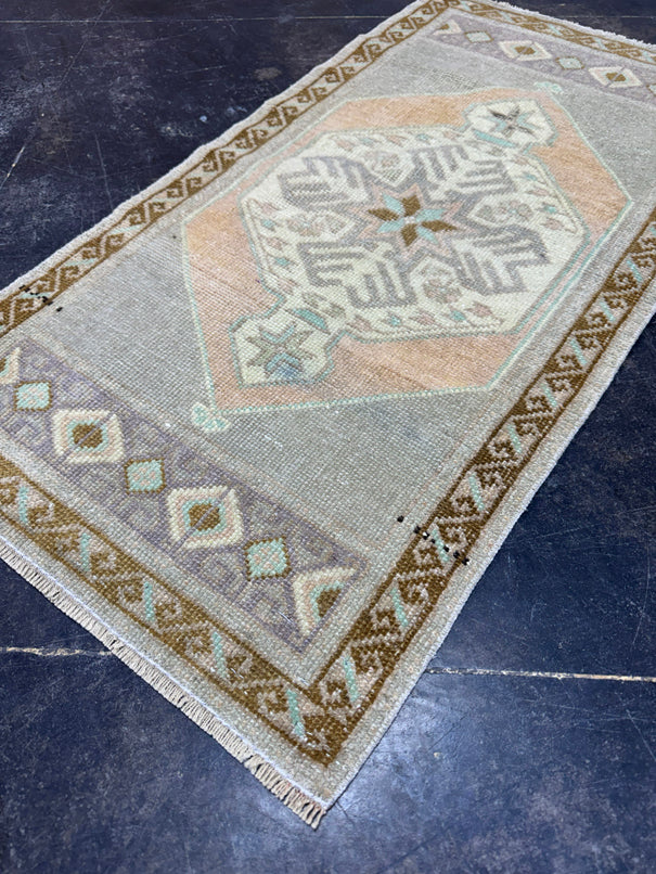 Turkish Yastik Rug 1'9" x 3'3" #24195