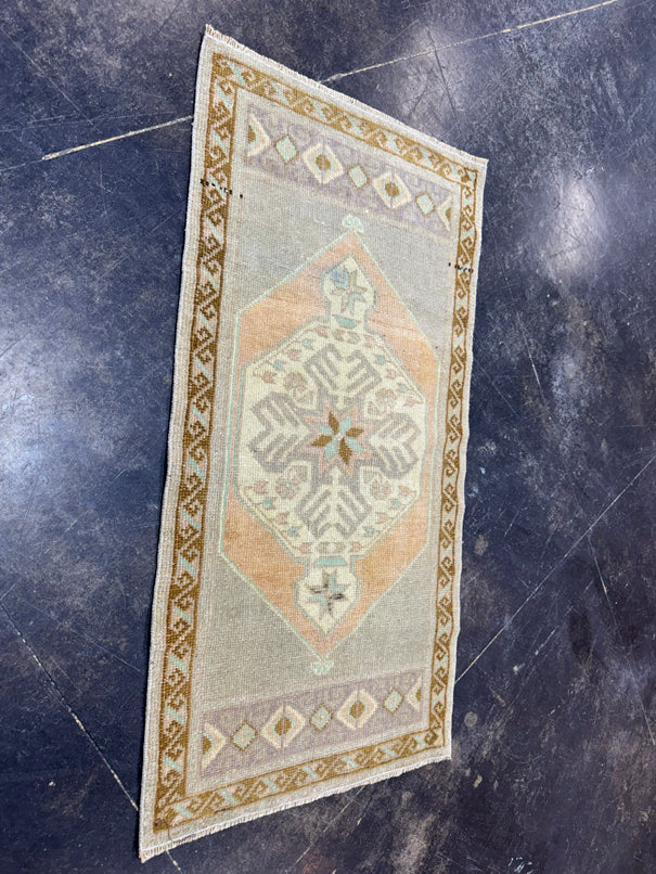 Turkish Yastik Rug 1'9" x 3'3" #24195