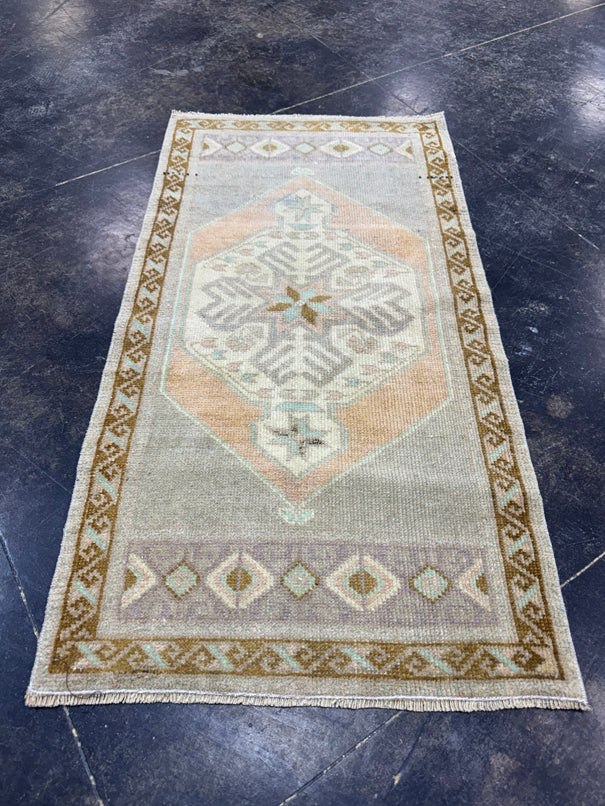 Turkish Yastik Rug 1'9" x 3'3" #24195