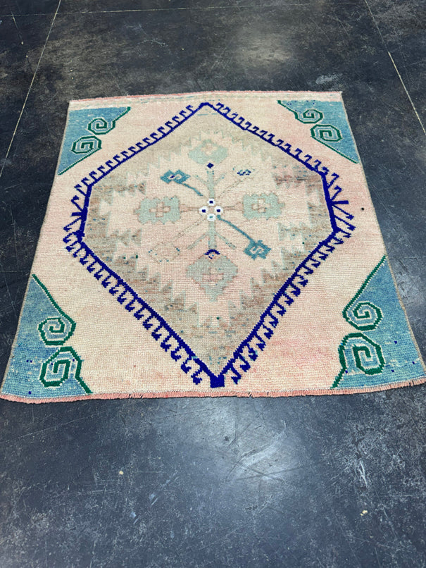 Turkish Yastik Rug 2'1" x 2'5" #24194