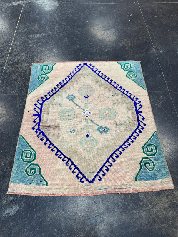 Turkish Yastik Rug 2'1" x 2'5" #24194