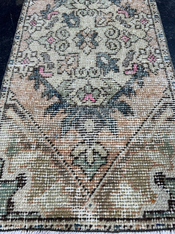 Turkish Yastik Rug 1'6" x 3'2" #24192