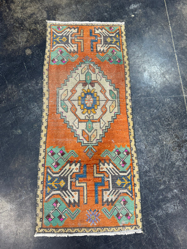 Turkish Yastik Rug 1'5" x 3'4" #24187