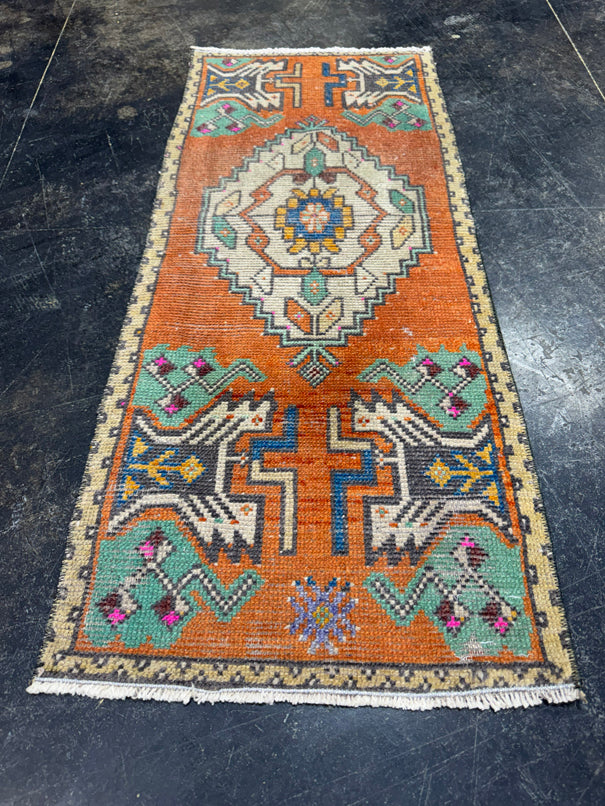 Turkish Yastik Rug 1'5" x 3'4" #24187