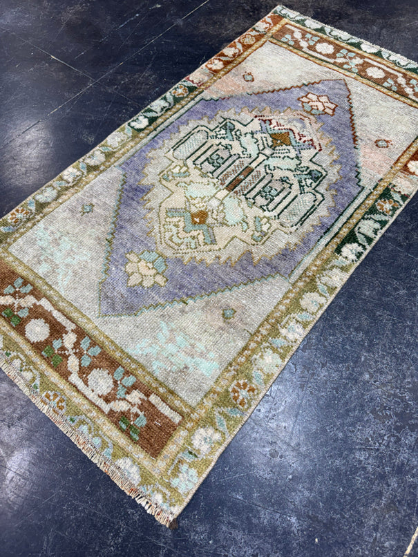Turkish Yastik Rug 1'9" x 3'4" #24186