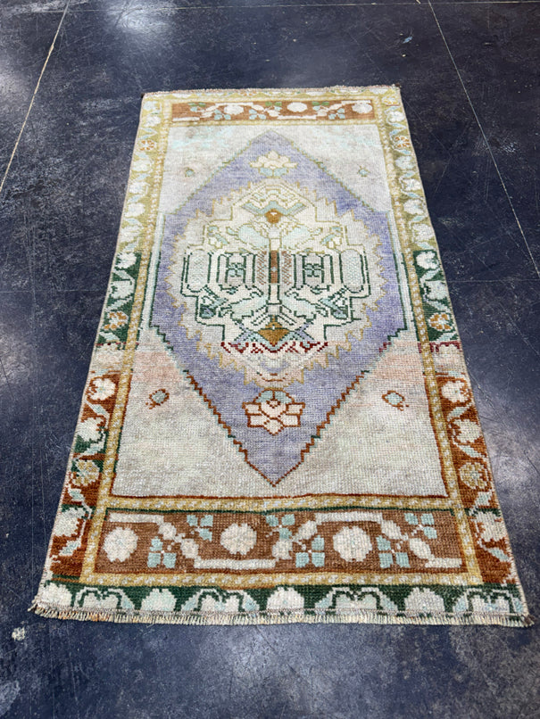Turkish Yastik Rug 1'9" x 3'4" #24186