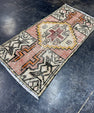 Turkish Yastik Rug 1'5" x 2'11" #24179