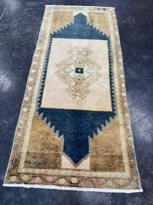 Turkish Yastik Rug 1'5" x 3'2" #24183