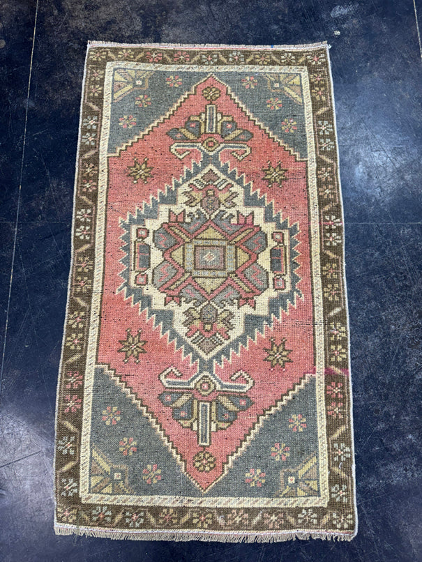 Turkish Yastik Rug 1'11" x 3'5" #24181