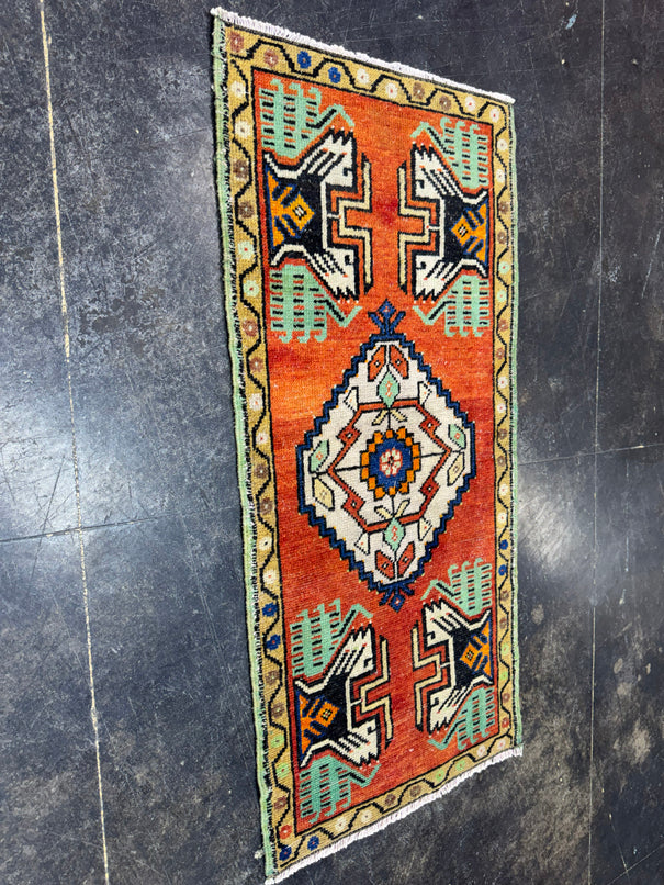 Turkish Yastik Rug 1'8" x 3'7" #24180