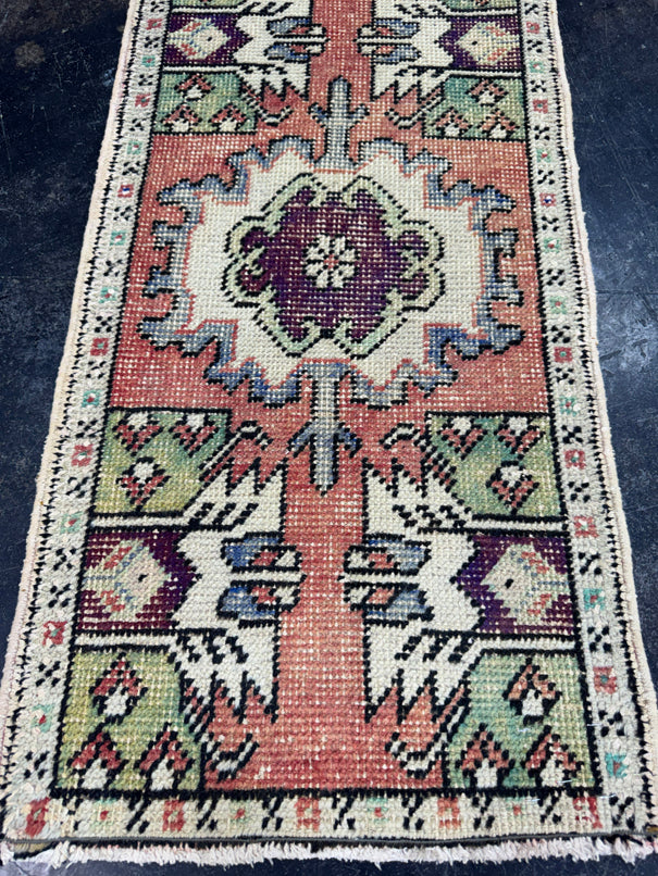 Turkish Yastik Rug 1'7" x 2'11" #24159