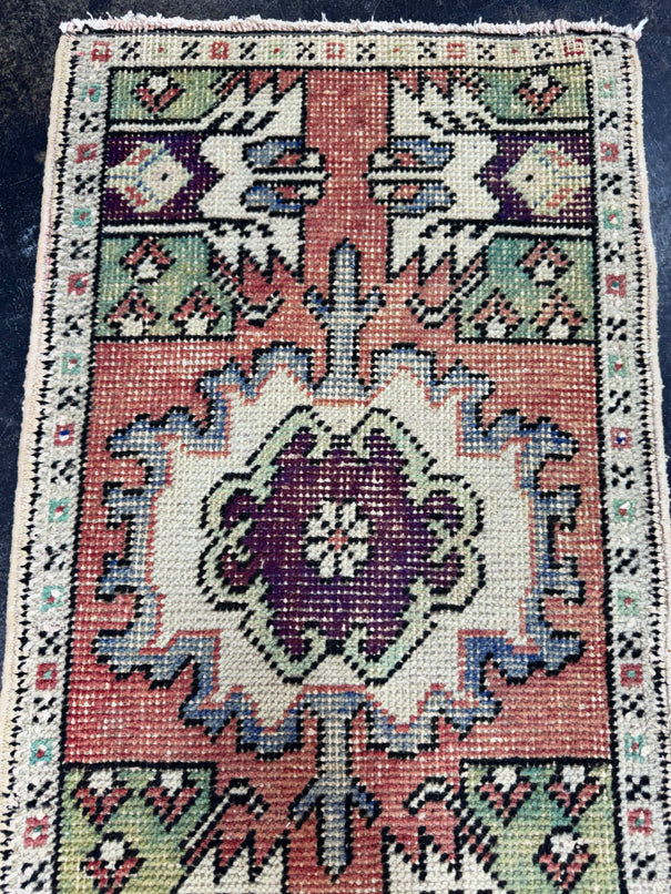 Turkish Yastik Rug 1'7" x 2'11" #24159