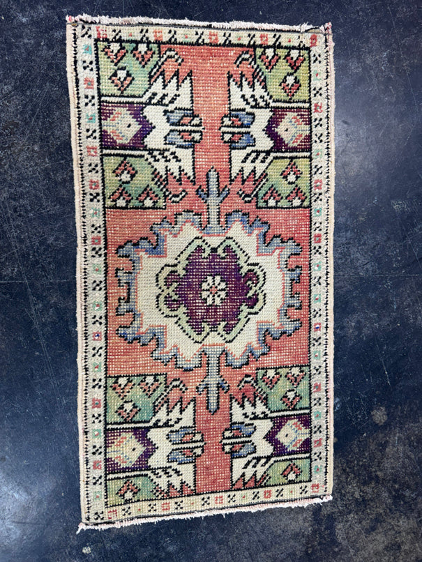 Turkish Yastik Rug 1'7" x 2'11" #24159