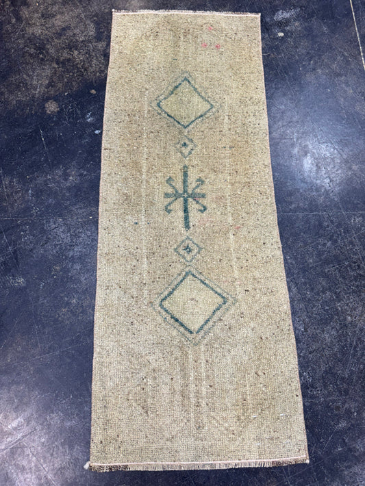 Turkish Yastik Rug 1'3" x 3'4" #24132