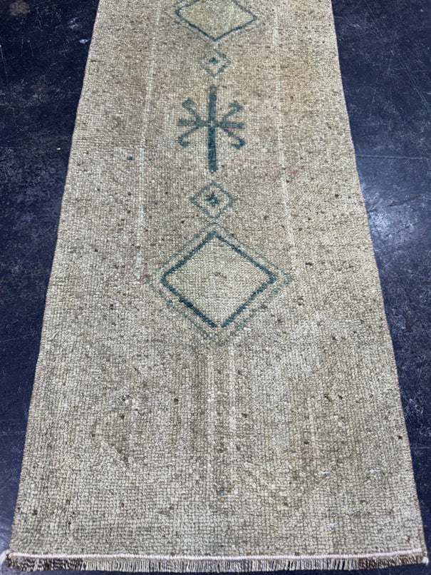 Turkish Yastik Rug 1'3" x 3'4" #24132