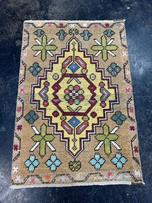 Turkish Yastik Rug 1'8" x 2'6" #24126