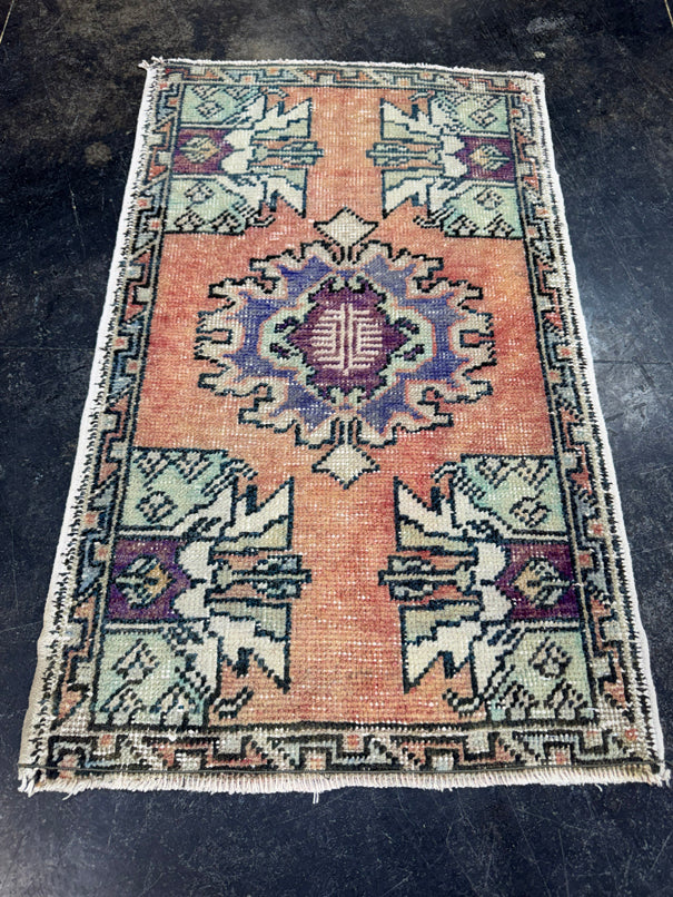 Turkish Yastik Rug 1'8" x 2'9" #24115